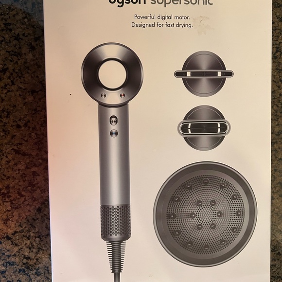 Dyson Supersonic Hair Dryer in Silver andDisplay stand